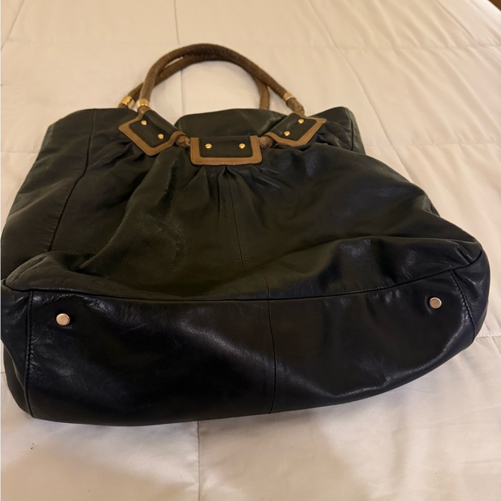 Charles David Black Leather Tote Bag - Picture 2 of 4